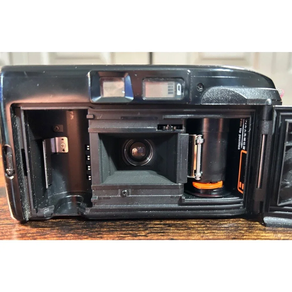 Vintage Canon Sure Shot Supreme 38mm 2.8 Lens Camera W/New Battery & Case